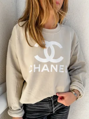 Cozy and Stylish Designer Feels Sweatshirt