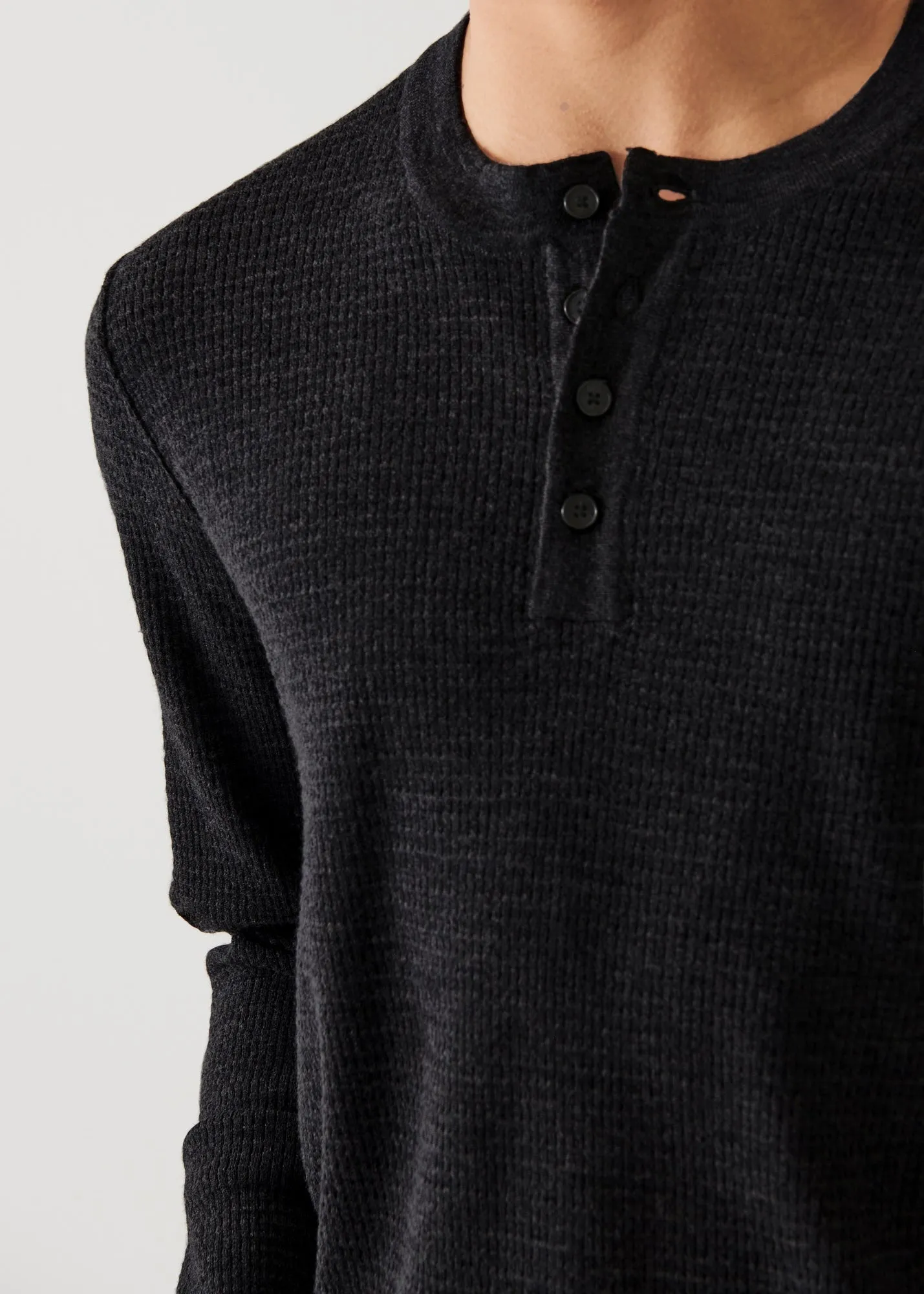 EXTRA-FINE MERINO WAFFLE HENLEY