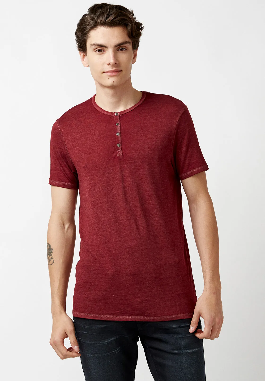 Kasum Buttoned Henley Men's T-Shirt in Dark Red - BM21411