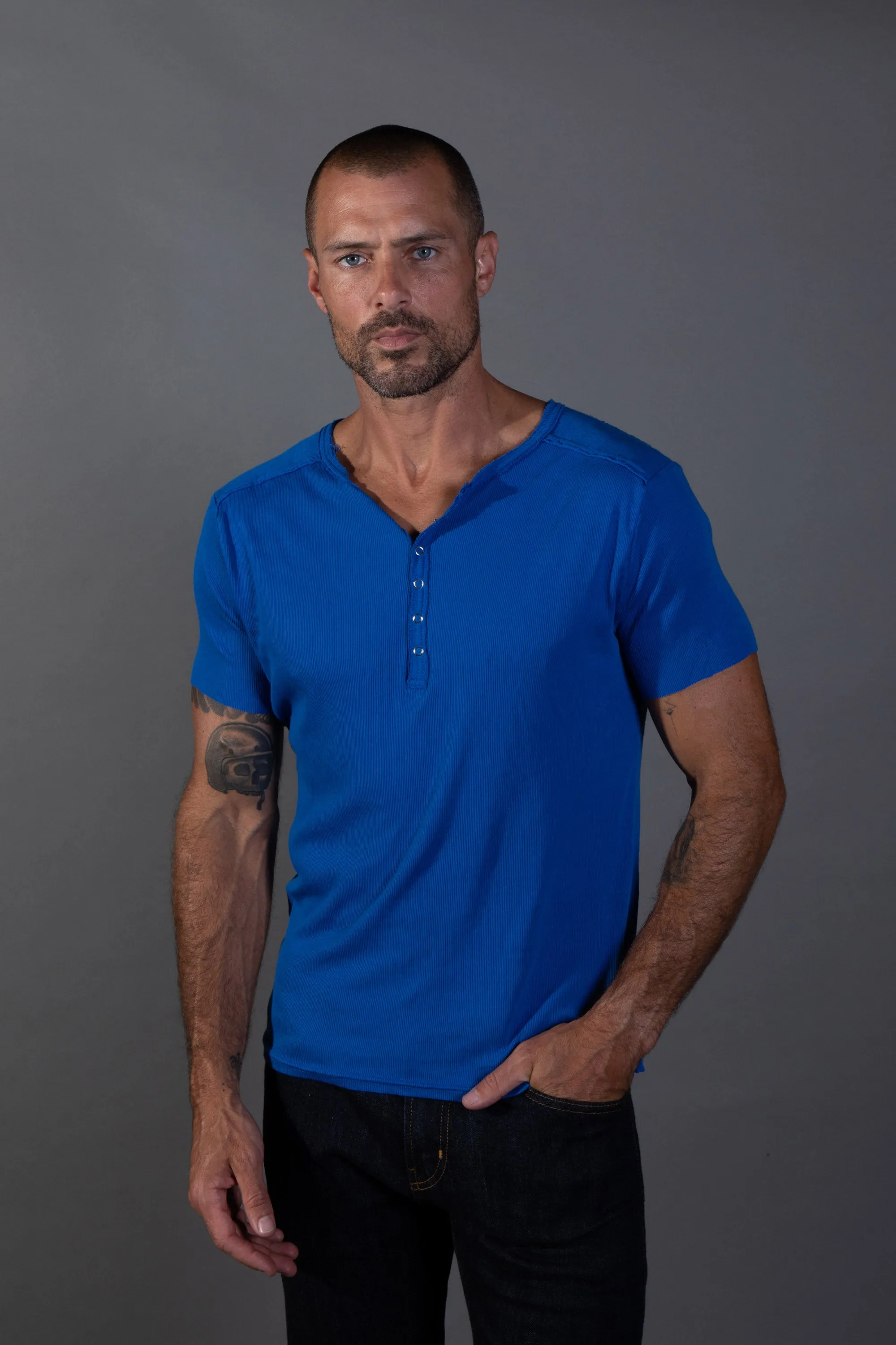 Men's Henley Short Sleeve