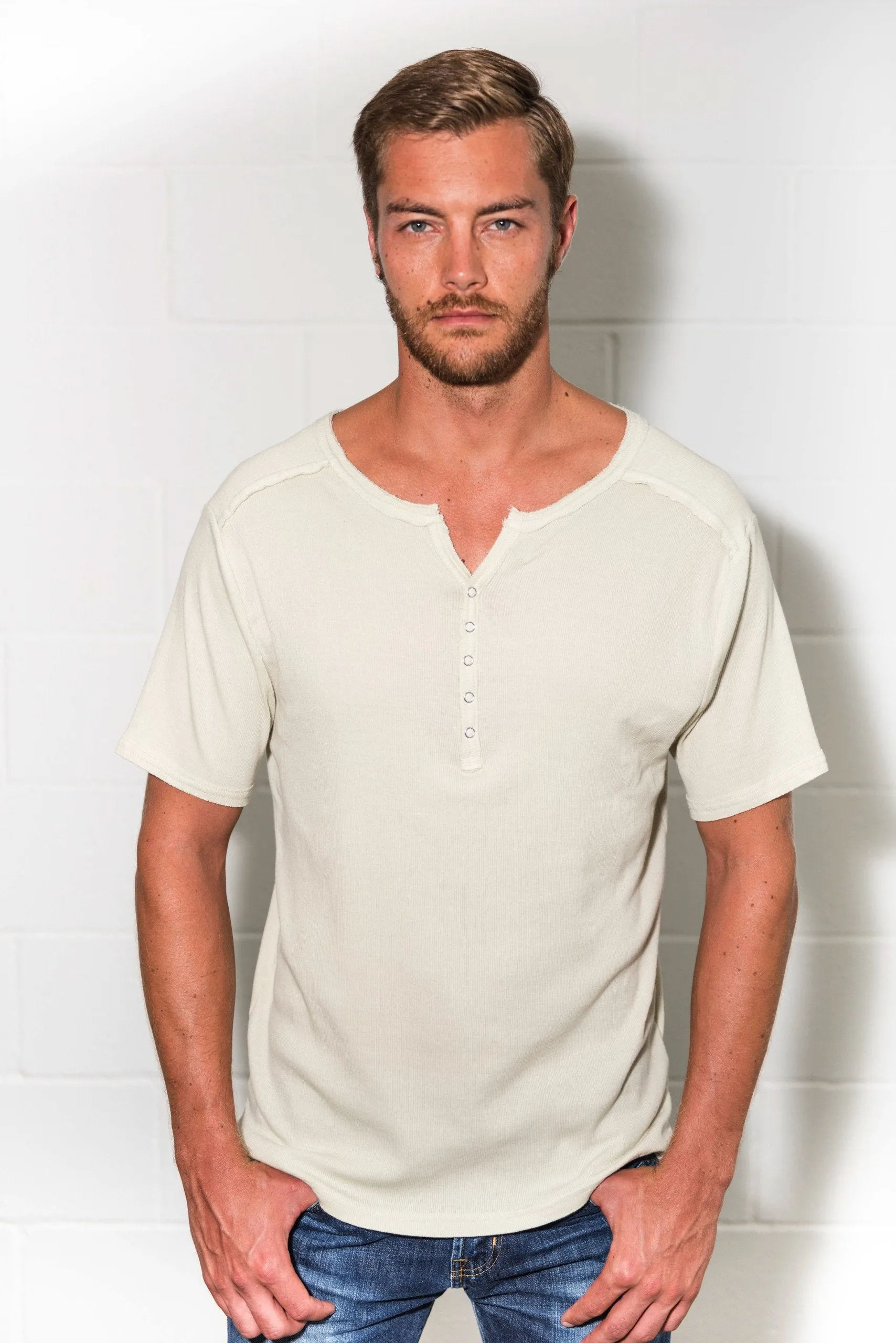 Men's Henley Short Sleeve