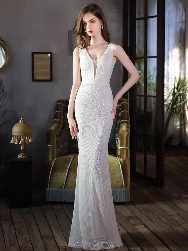 The Loretta White Sleeveless Mermaid Gown